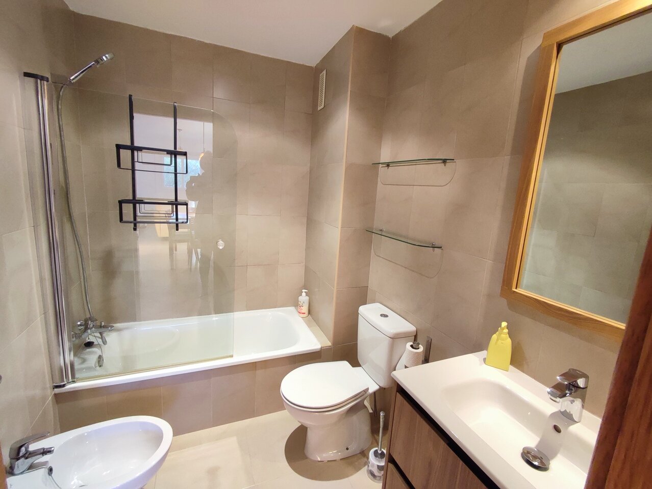 2-Bedroom Apartment in Sucina - Image 28