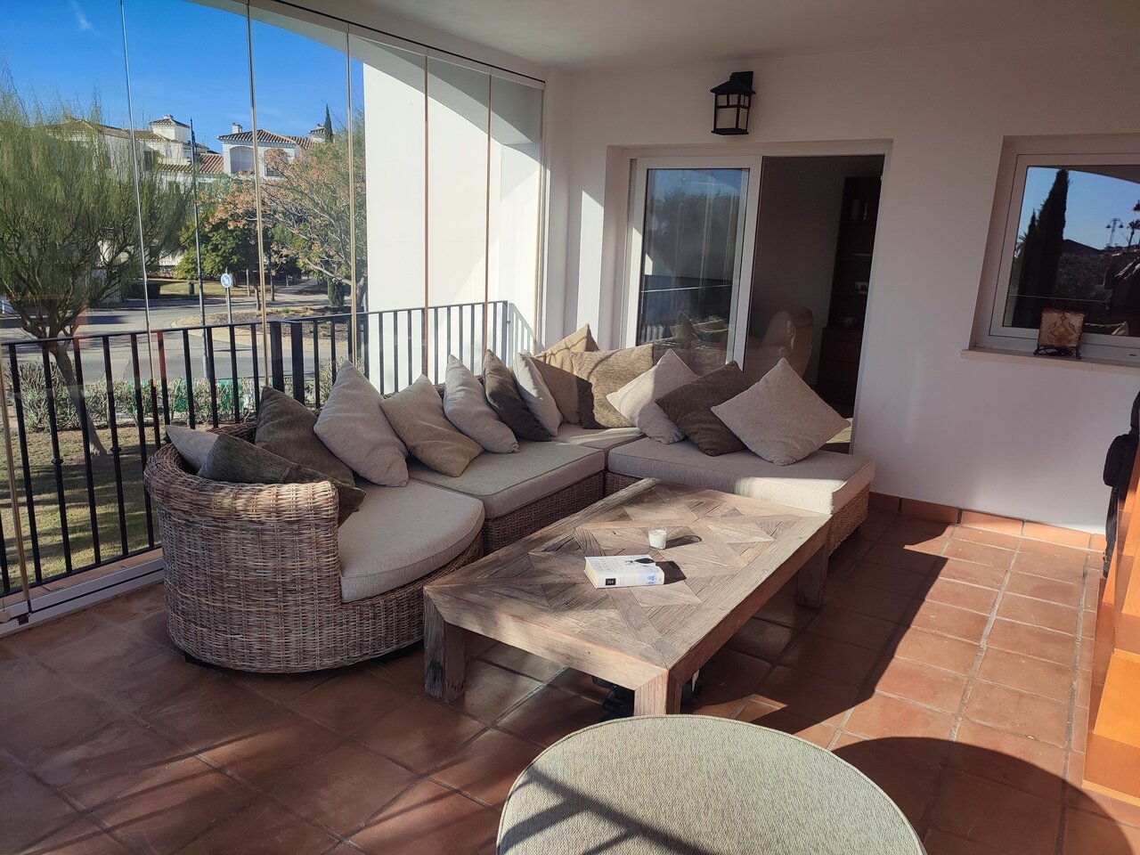 2-Bedroom Apartment in Sucina - Image 33