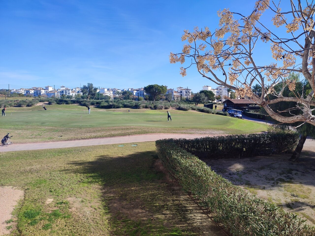 2-Bedroom Apartment in Sucina - Image 37