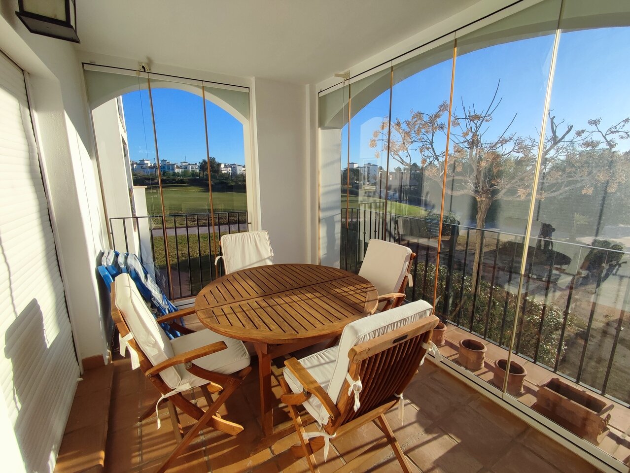 2-Bedroom Apartment in Sucina - Image 4