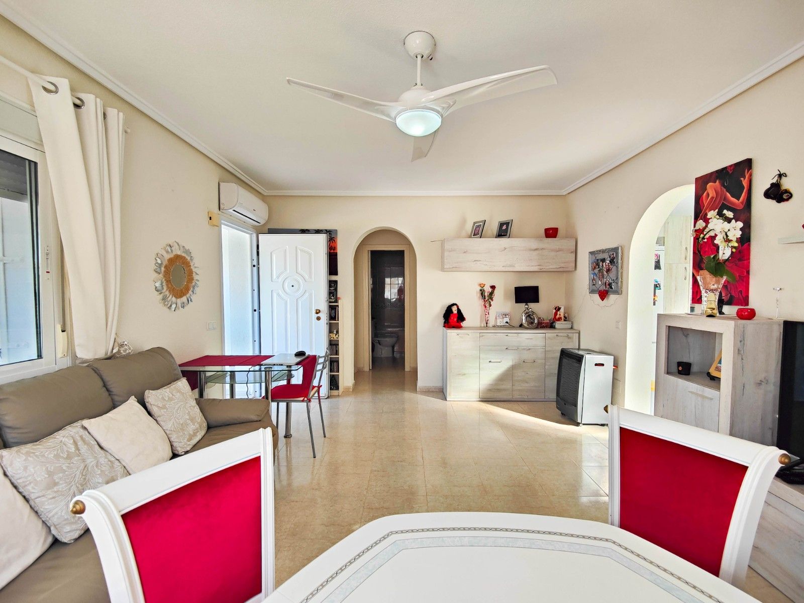 2-Bedroom Villa in Rojales - Image 29