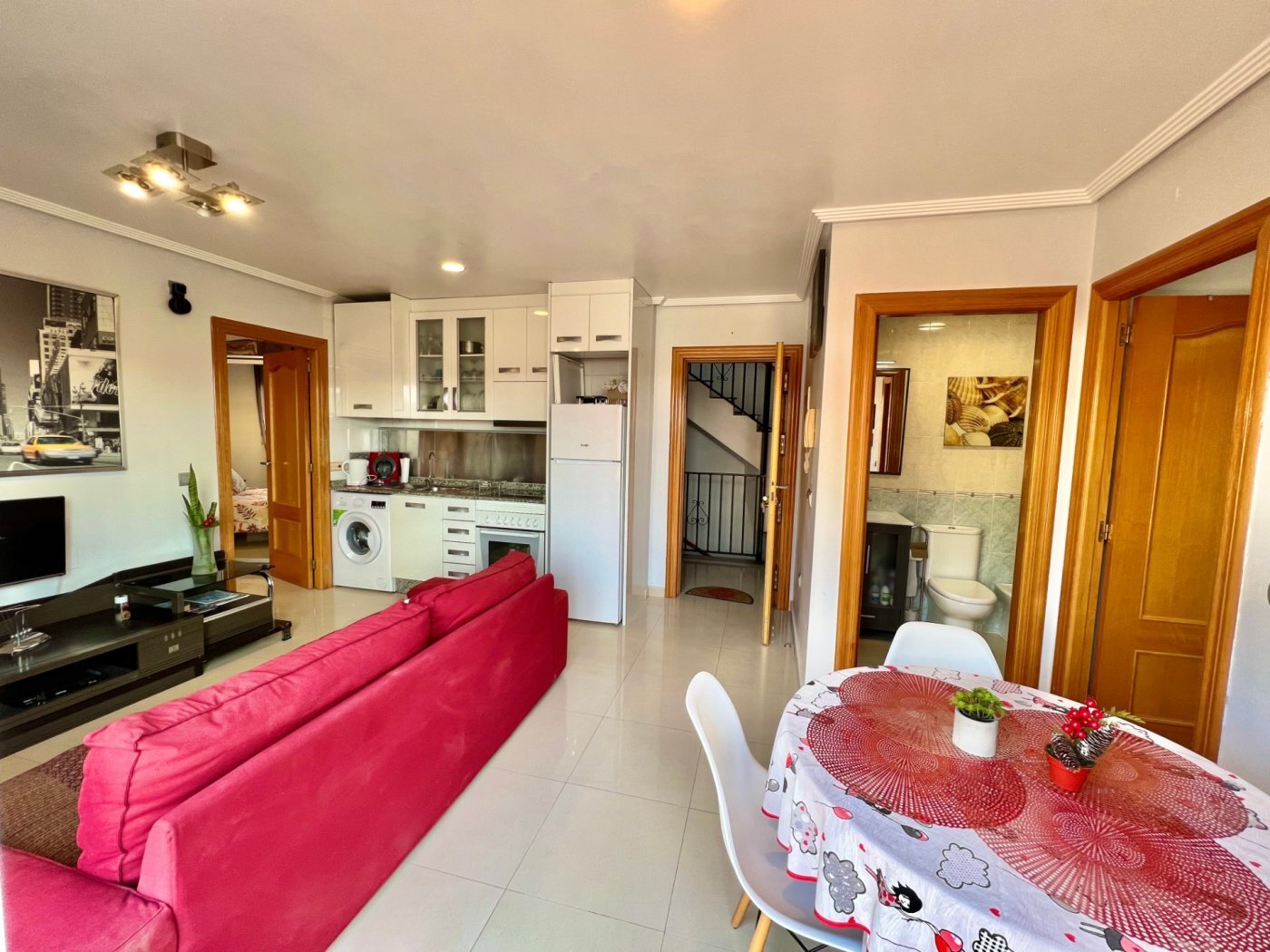 2-Bedroom Penthouse in Torrevieja - Image 11