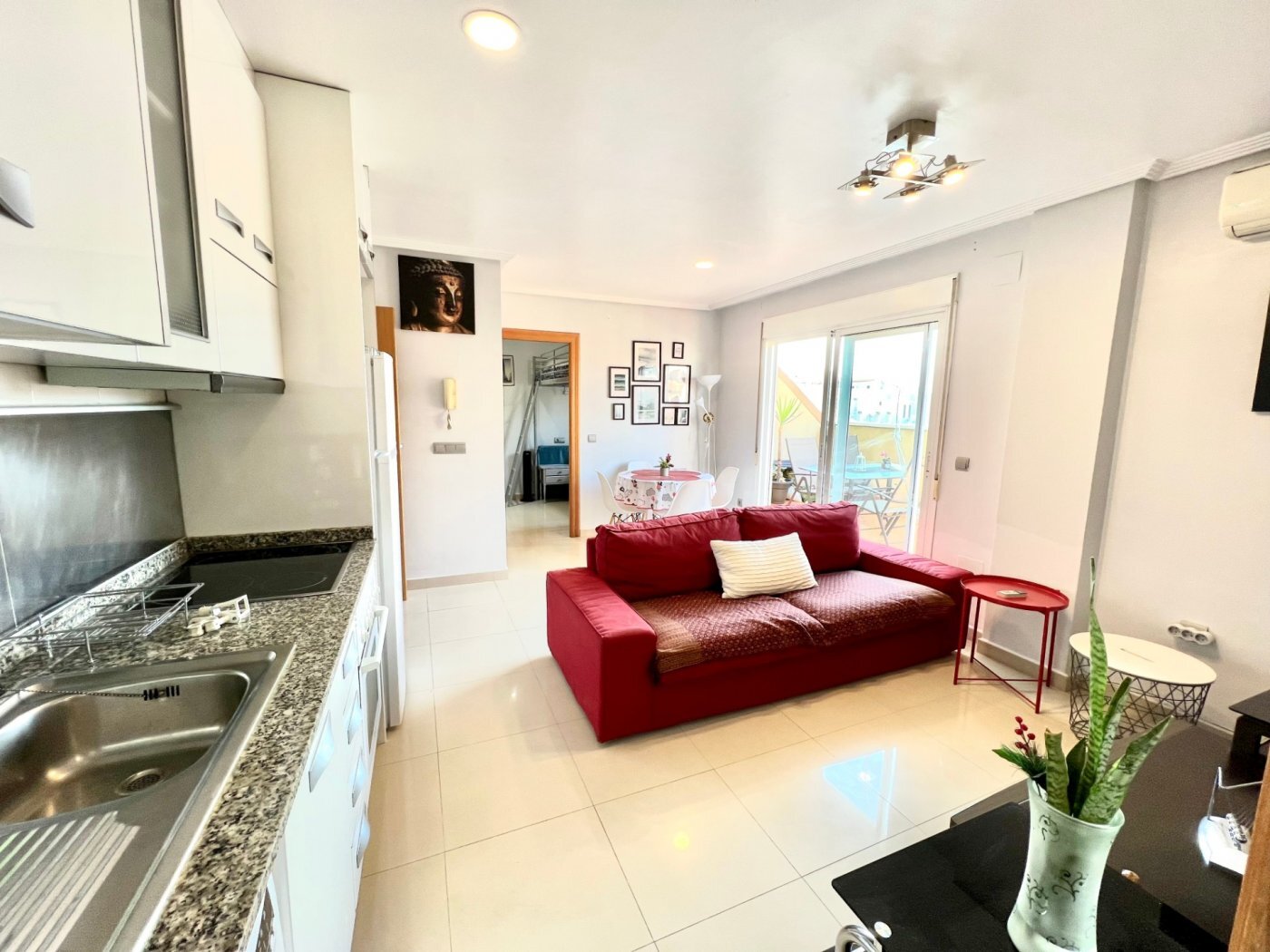 2-Bedroom Penthouse in Torrevieja - Image 9