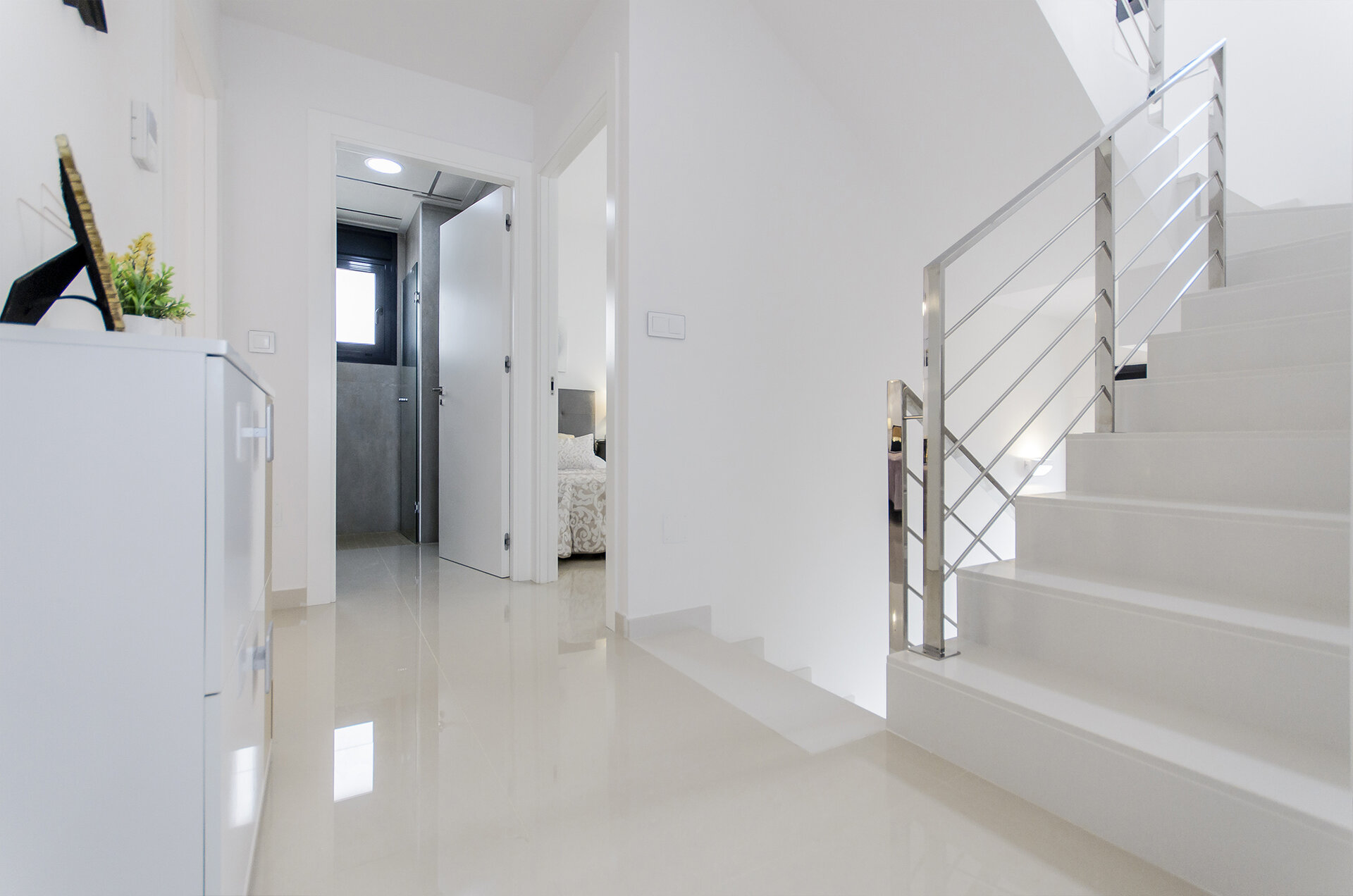 3-Bedroom Villa in San Miguel de Salinas - Image 6