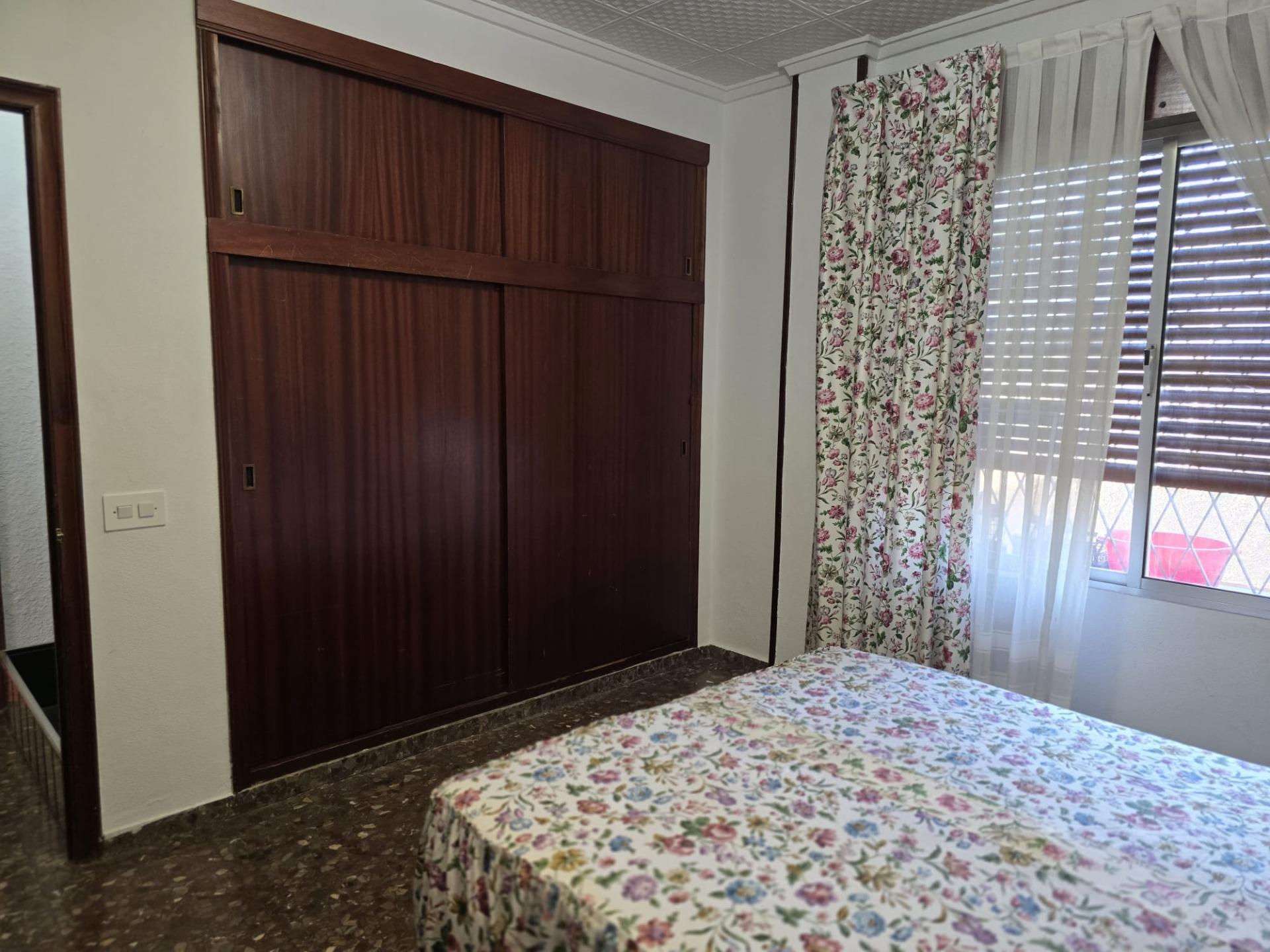 7-Bedroom Villa in Orihuela Costa - Image 35