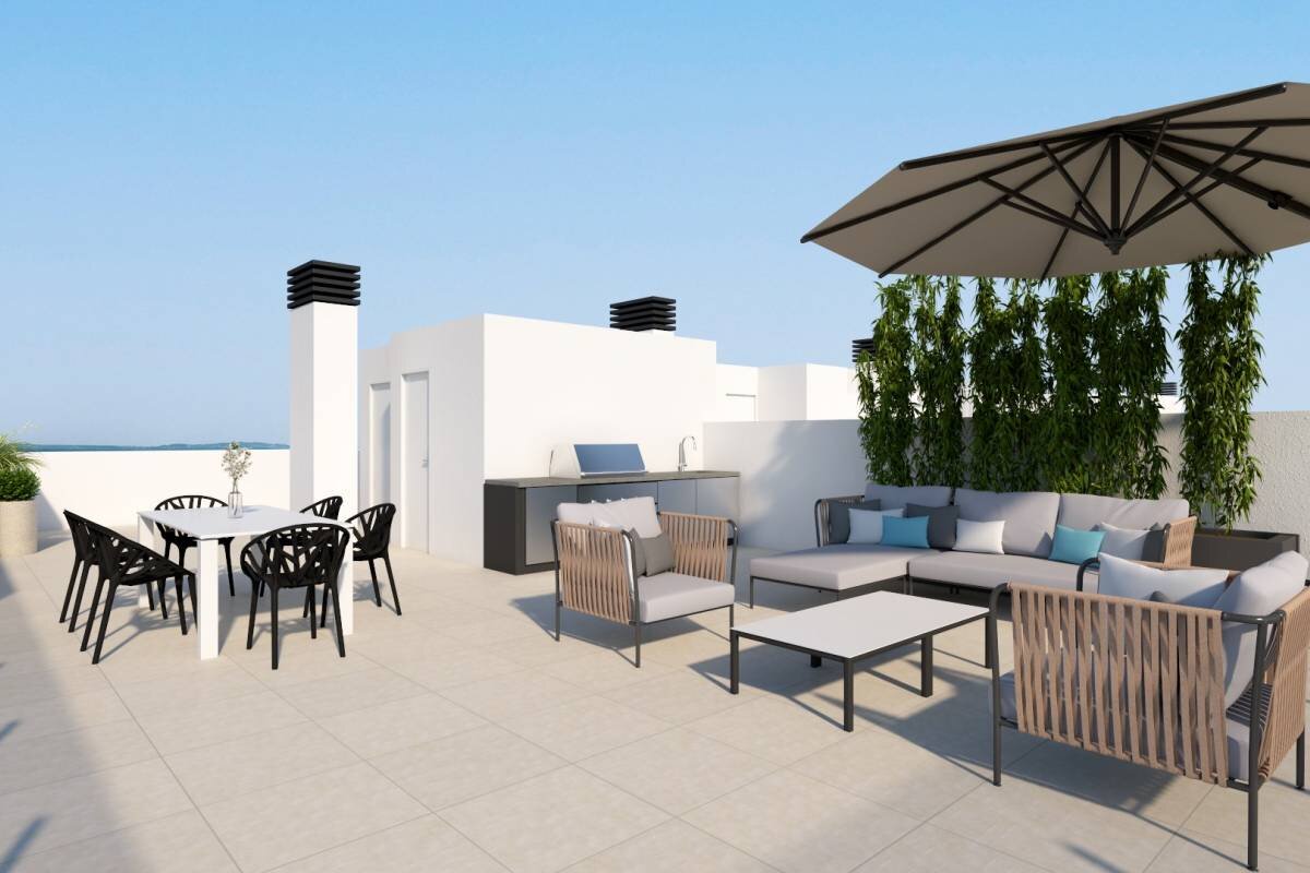 3-Bedroom Penthouse Apartment in Santa Pola - Image 5