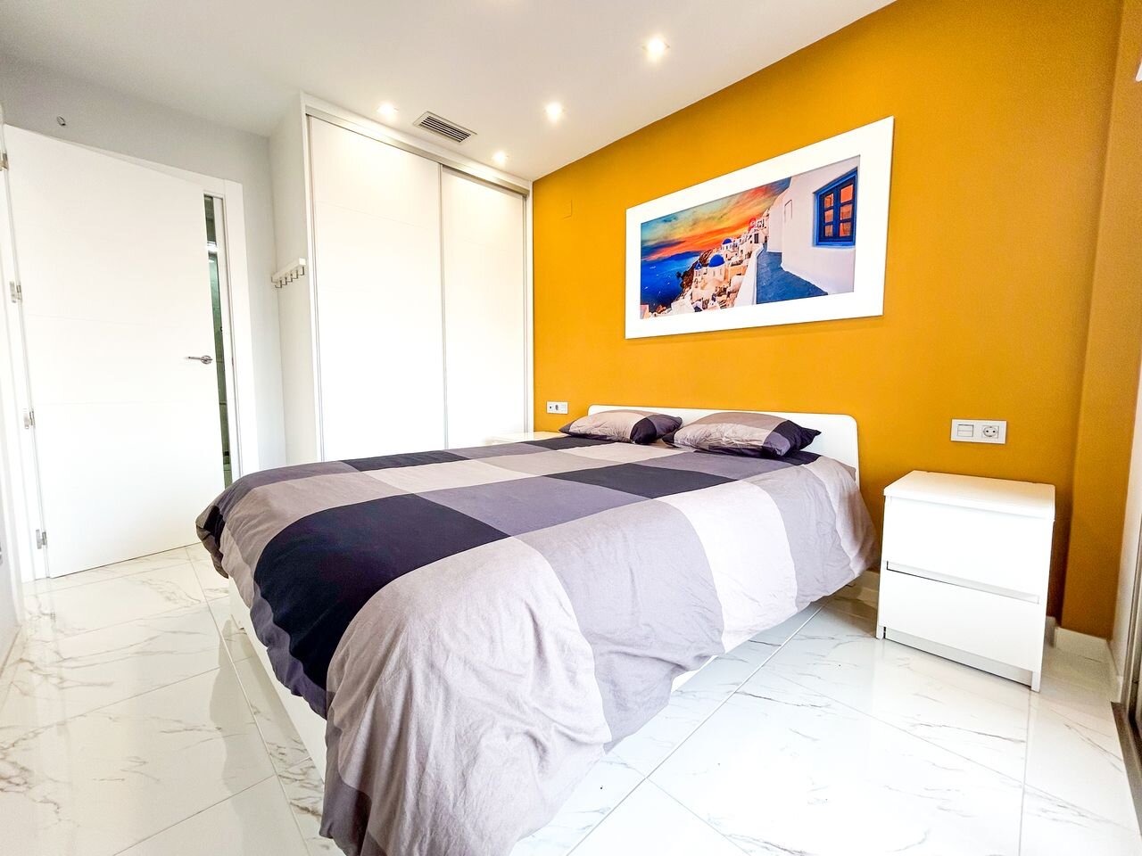 3-Bedroom Villa in Villamartín-las Filipinas, Orihuela Costa - Image 13