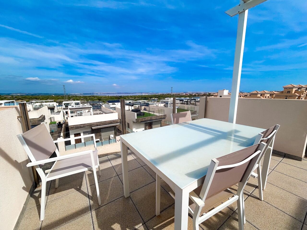 3-Bedroom Villa in Villamartín-las Filipinas, Orihuela Costa - Image 29