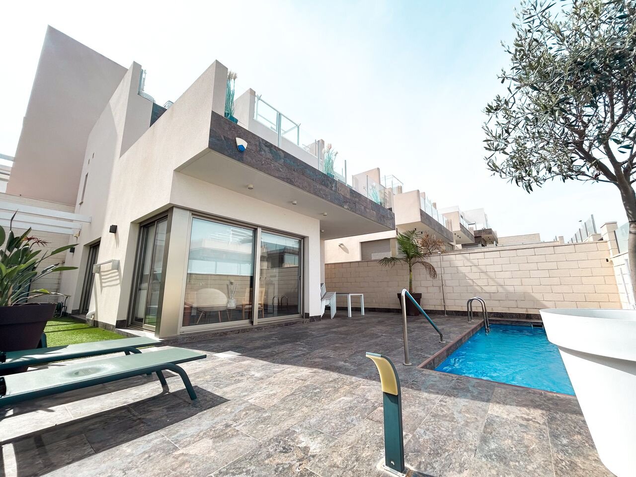 3-Bedroom Villa in Villamartín-las Filipinas, Orihuela Costa - Image 33