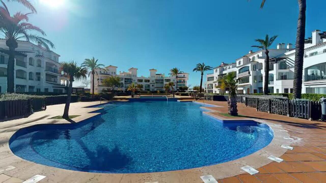 2-Bedroom Apartment in Sucina, Sucina - Image 15