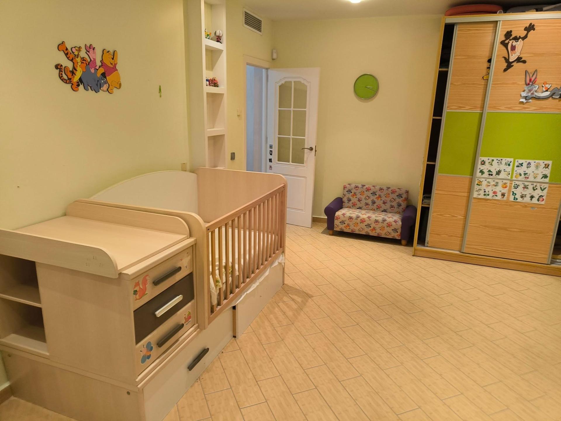 5-Bedroom Villa in Torrevieja - Image 23