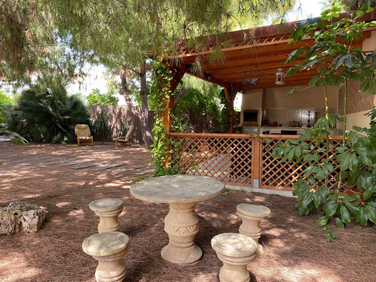 5-Bedroom Villa in Benijofar - Image 23