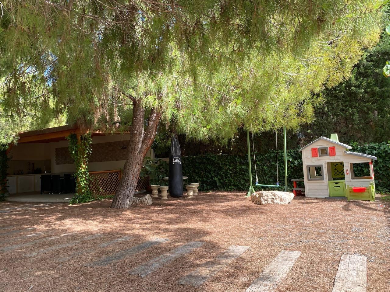 5-Bedroom Villa in Benijofar - Image 25