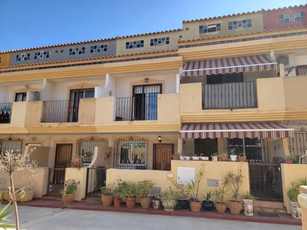 3 magamistuba - Maja - La Zenia Orihuela Costa