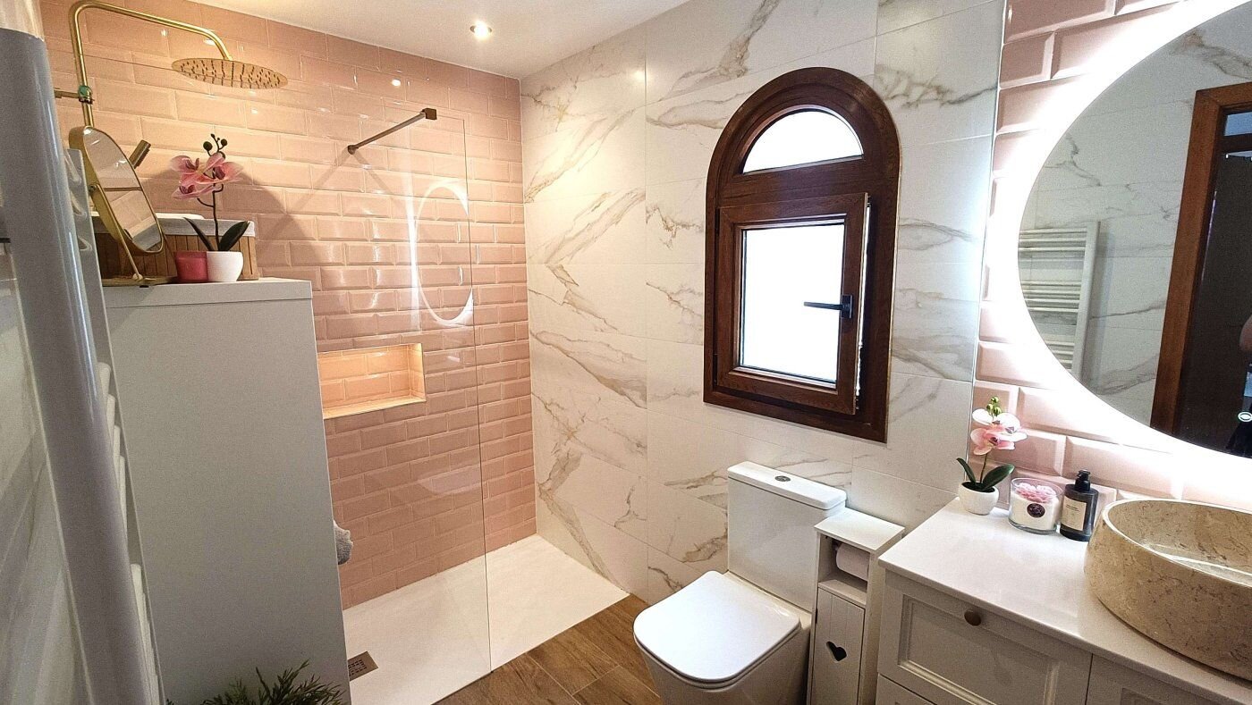 3-Bedroom Villa in Comunidad Valenciana, Algorfa - Image 16