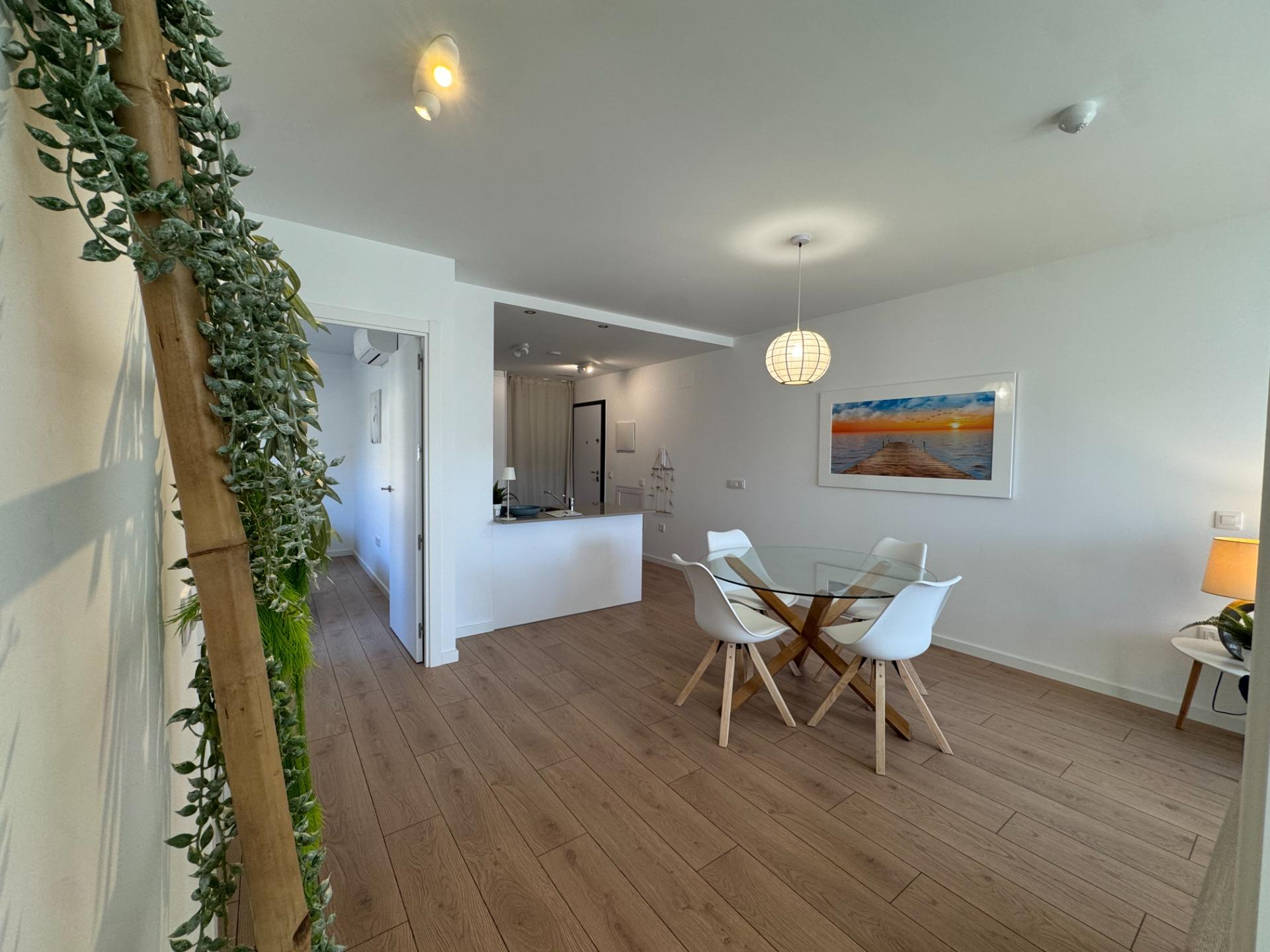 2-Bedroom Apartment in Riomar, Pilar de la Horadada - Image 14