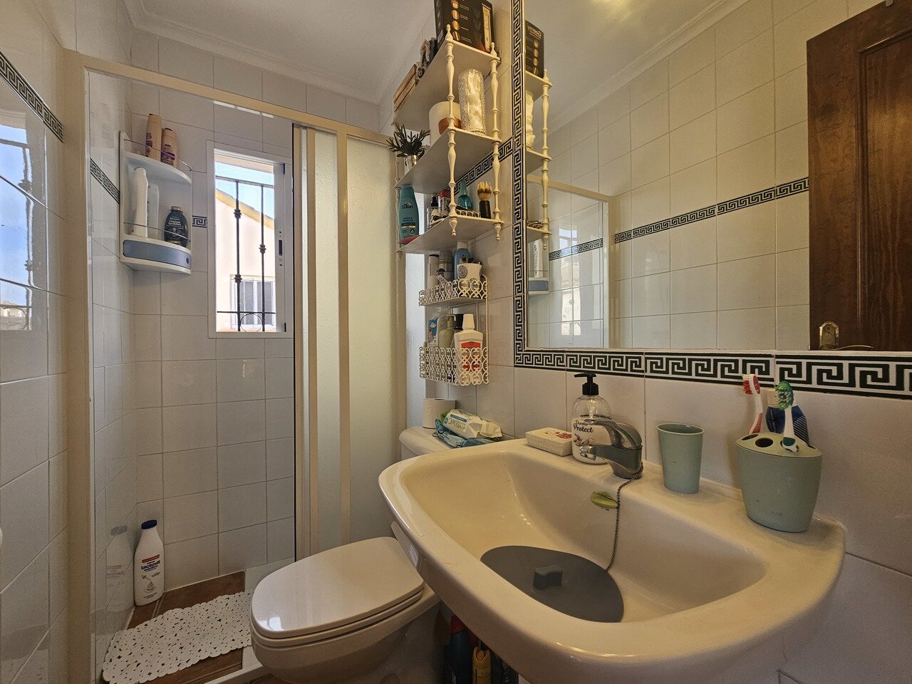 3-Bedroom Bungalow in Orihuela Costa - Image 21