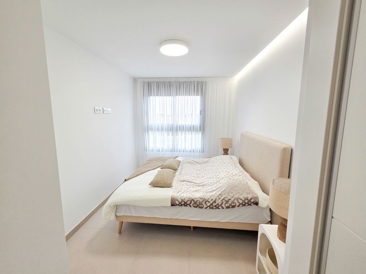 Ático de 2 Dormitorios en Zona Pueblo, Pilar de la Horadada - Image 12
