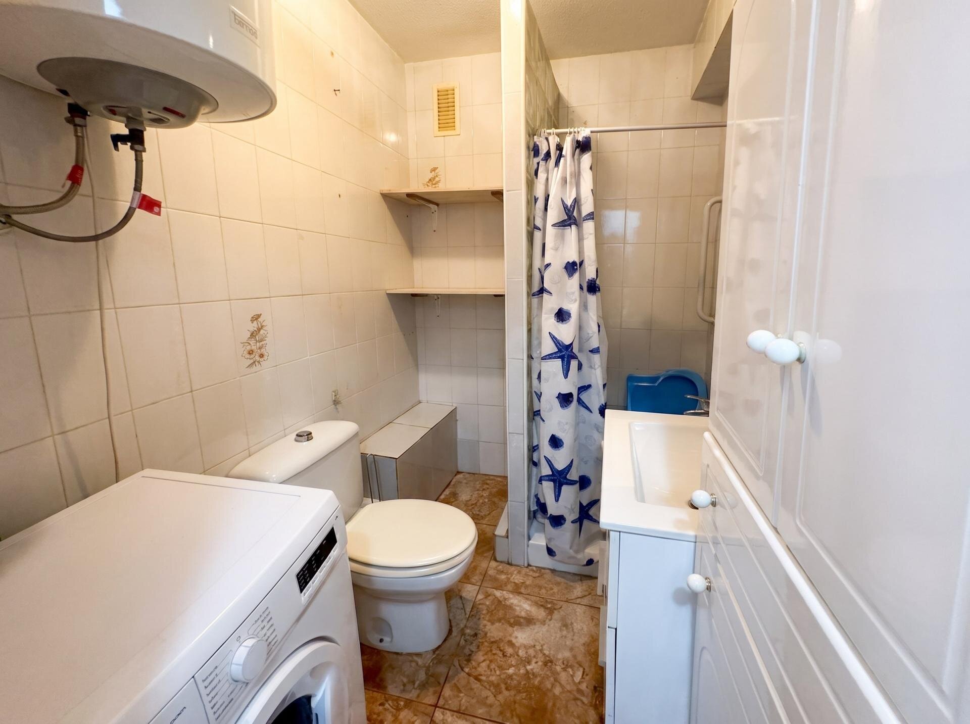 1-Bedroom Apartment in La Veleta, Torrevieja - Image 14