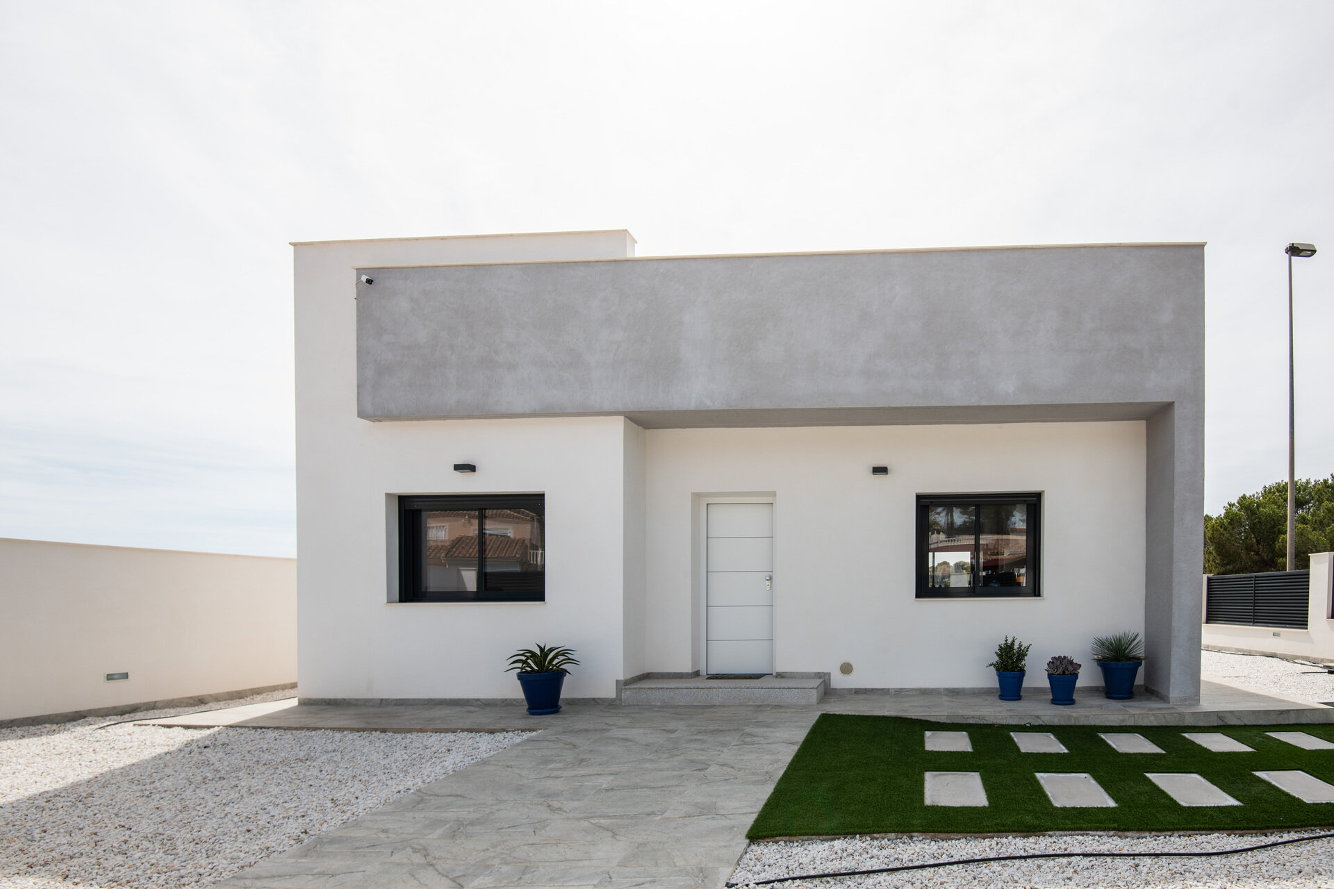 2-Bedroom Detached House in Pinar de Campoverde - Image 12