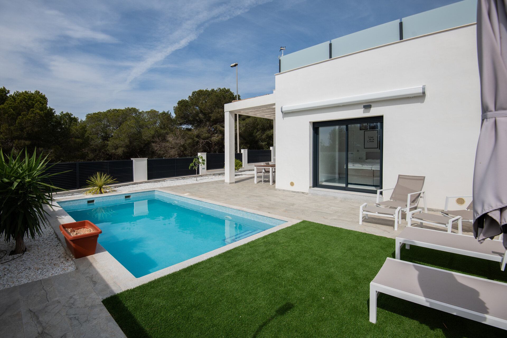 2-Bedroom Detached House in Pinar de Campoverde - Image 5