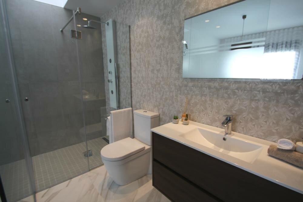 3-Bedroom Villa in San Miguel de Salinas - Image 15