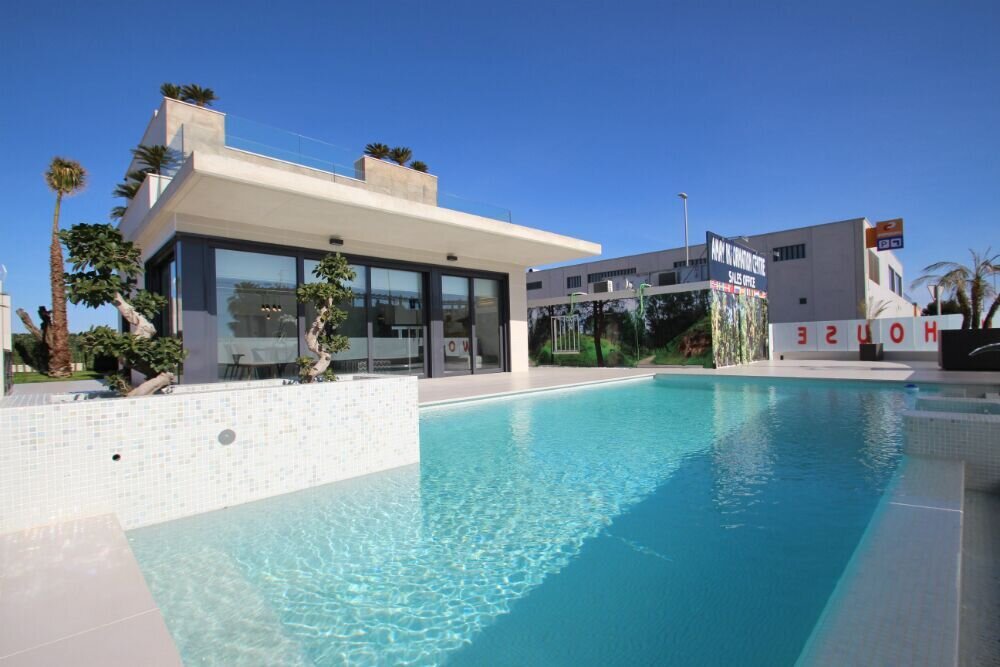 3-Bedroom Villa in San Miguel de Salinas - Image 19