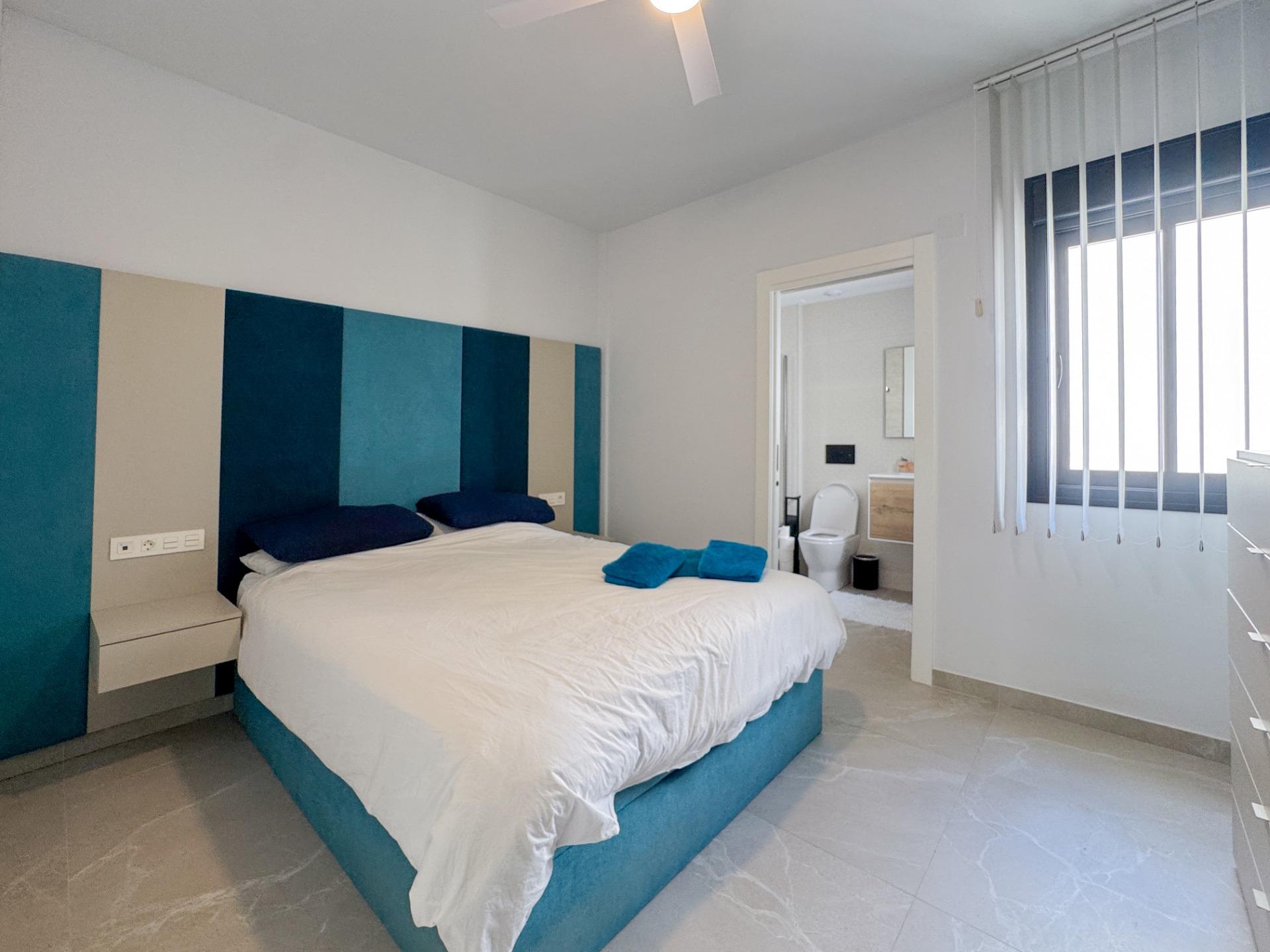 3-Bedroom Penthouse Duplex in Playa del Cura, Torrevieja - Image 20