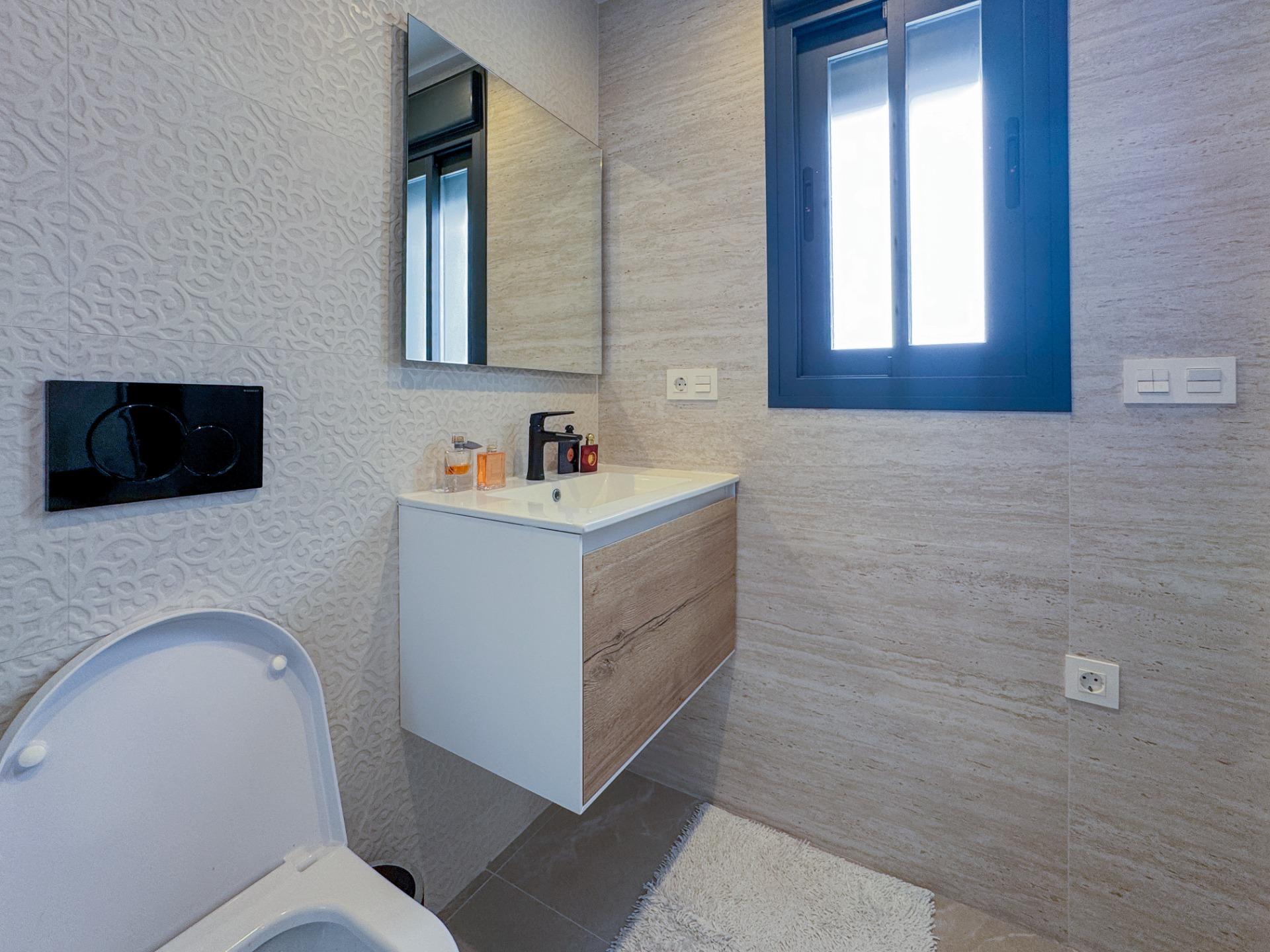 3-Bedroom Penthouse Duplex in Playa del Cura, Torrevieja - Image 24