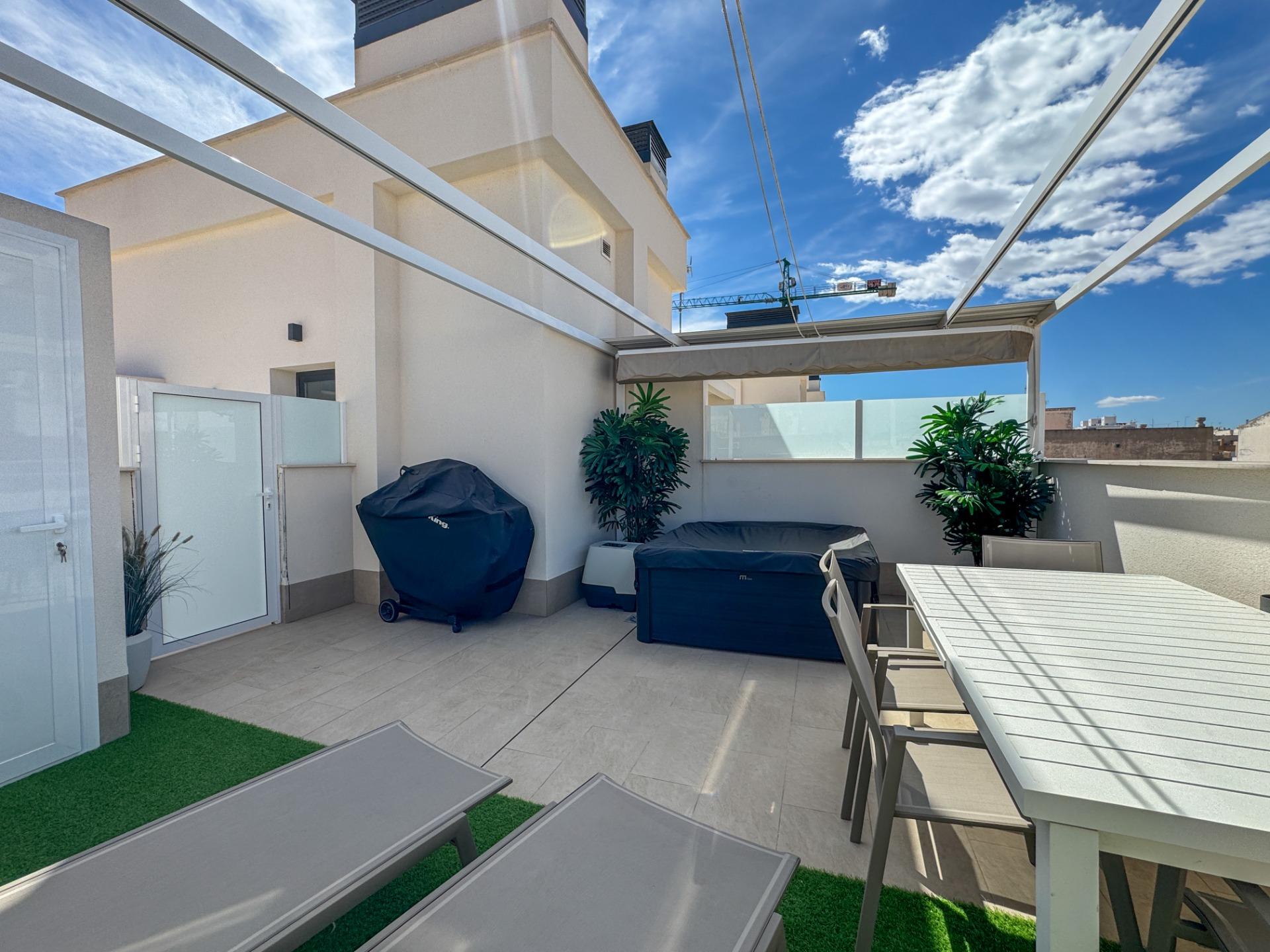 3-Bedroom Penthouse Duplex in Playa del Cura, Torrevieja - Image 37