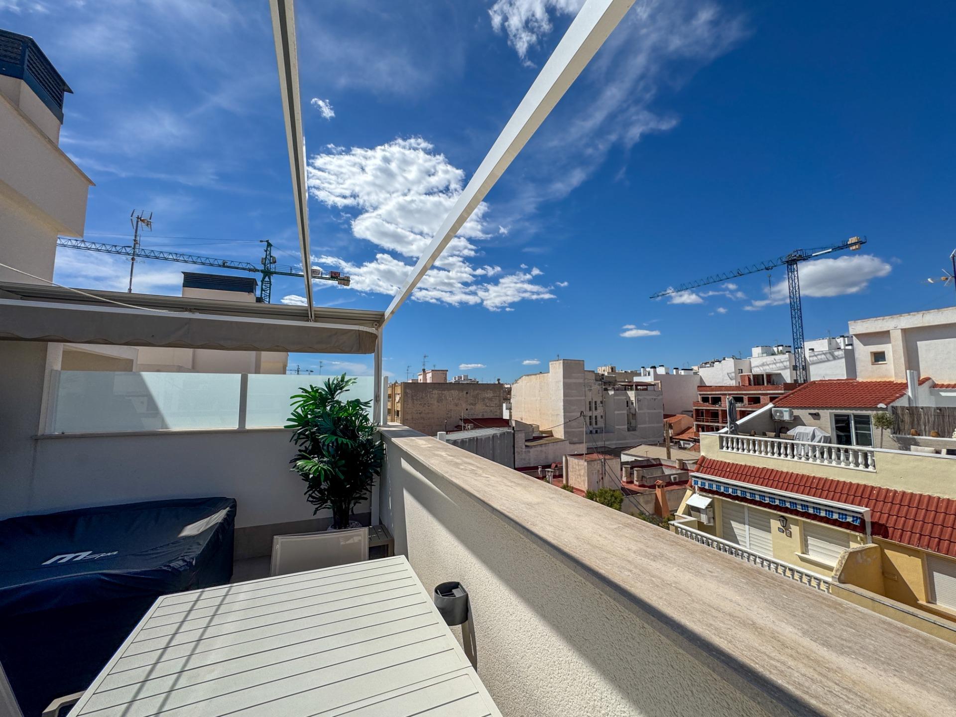 3-Bedroom Penthouse Duplex in Playa del Cura, Torrevieja - Image 41