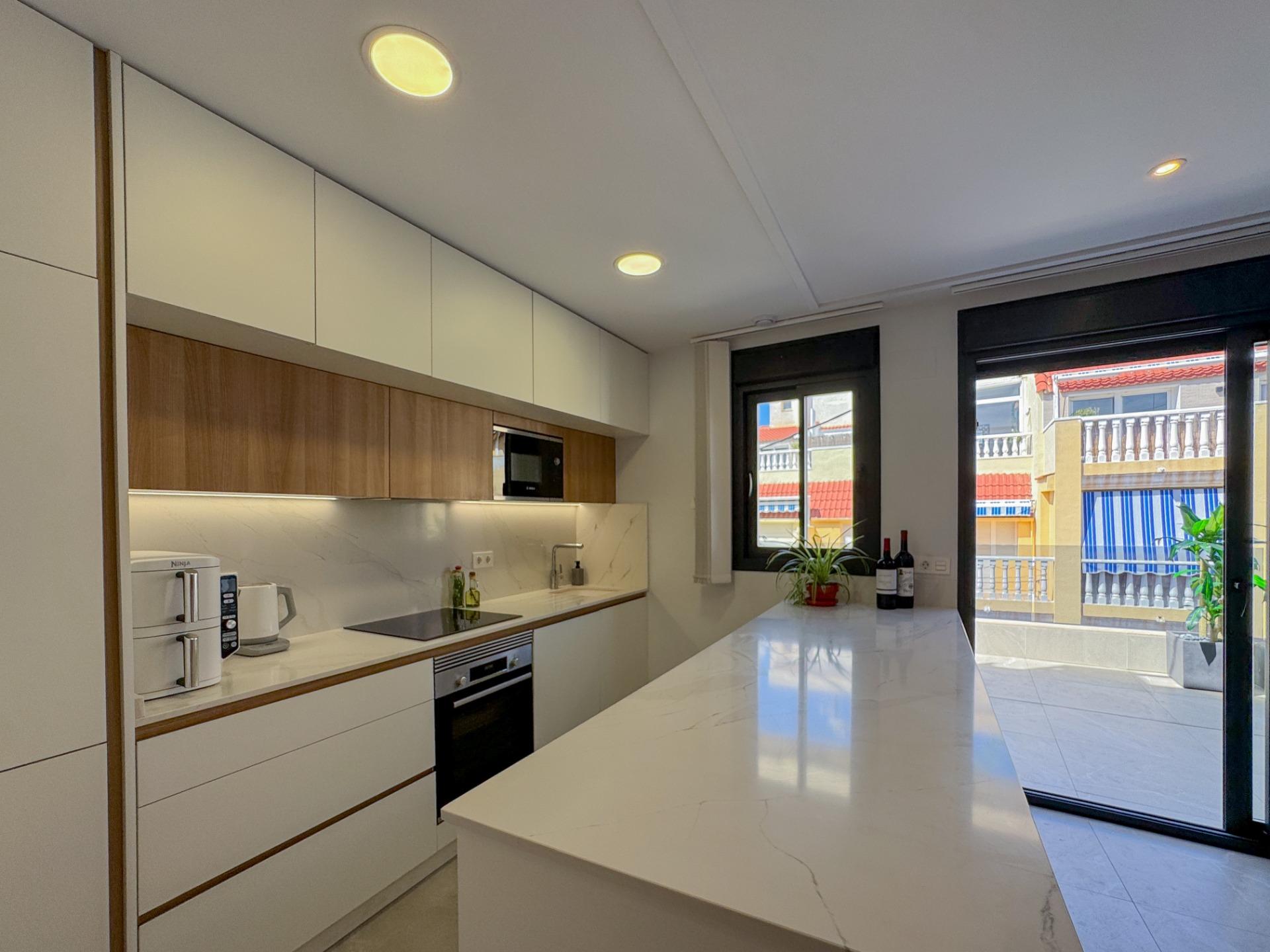 3-Bedroom Penthouse Duplex in Playa del Cura, Torrevieja - Image 5