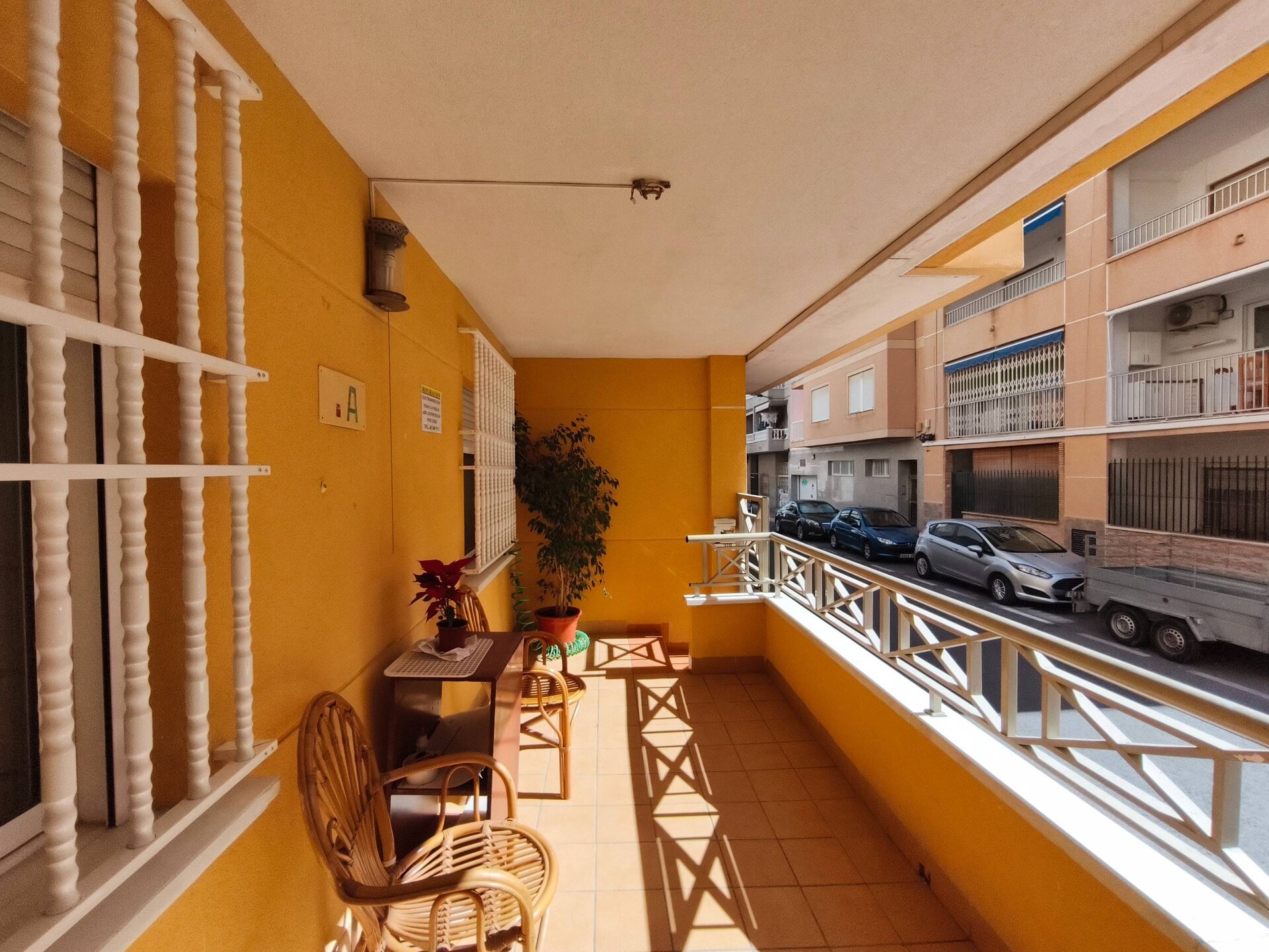 4-Bedroom Apartment in Estacion de Autobuses, Torrevieja - Image 25