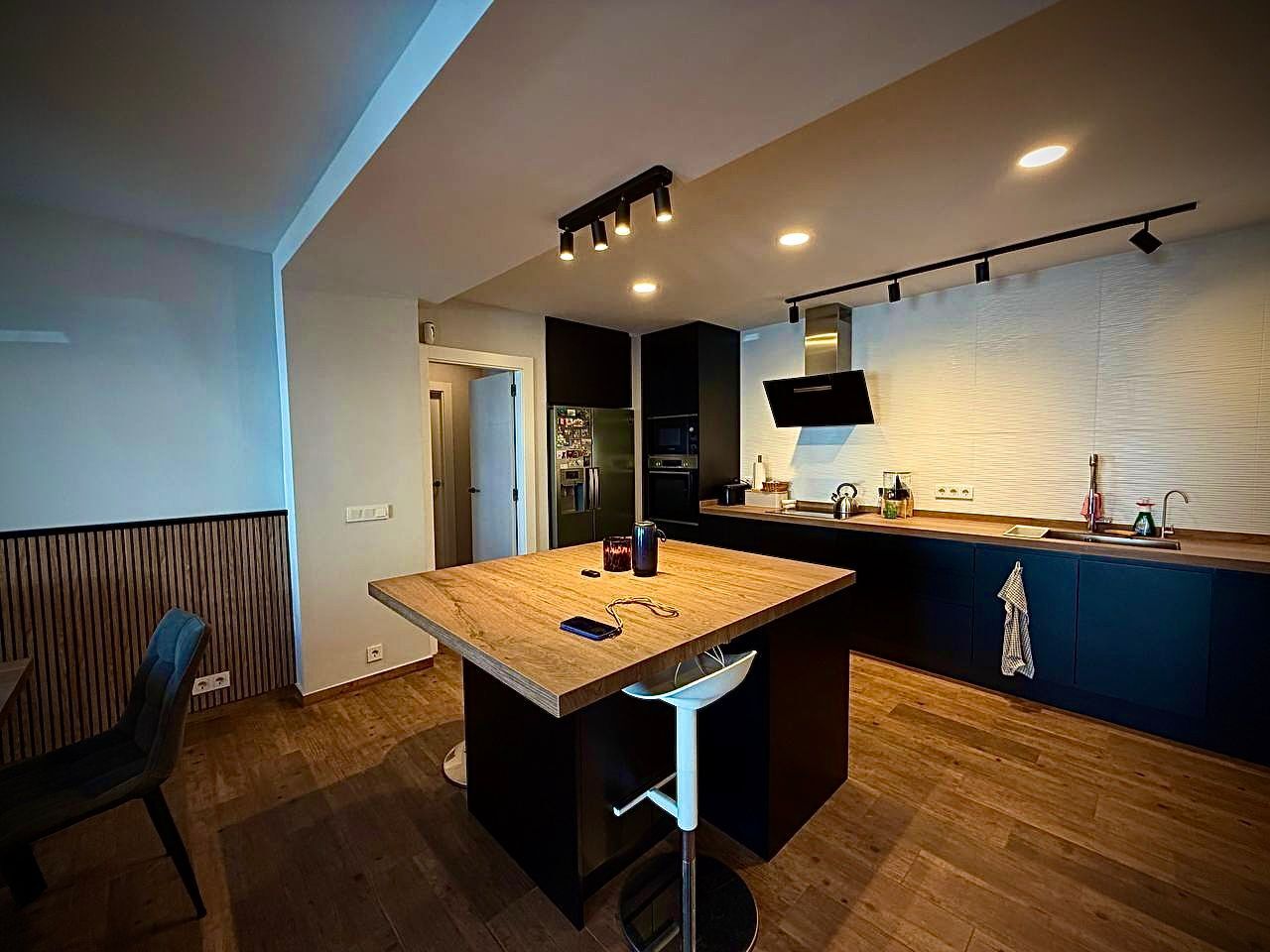 5-Bedroom Villa in La Siesta, Torrevieja - Image 6