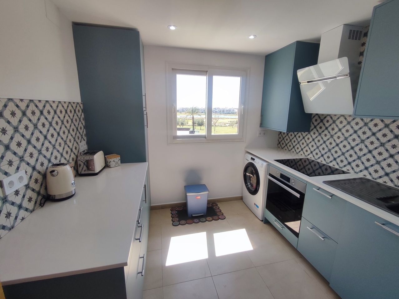 2-Bedroom Apartment in Sucina, Sucina - Image 11