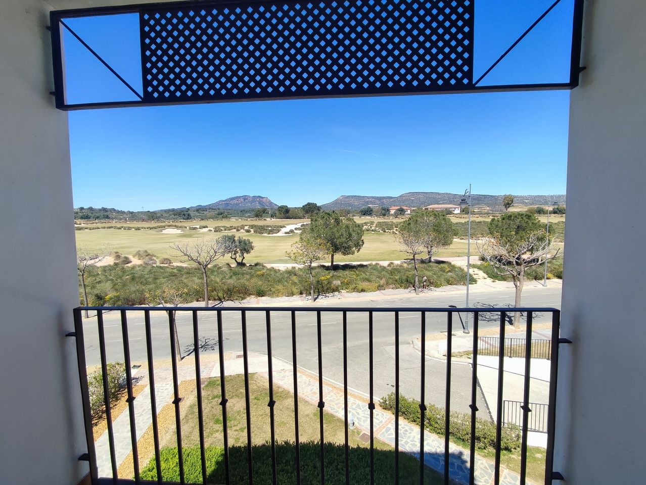 2-Bedroom Apartment in Sucina, Sucina - Image 19