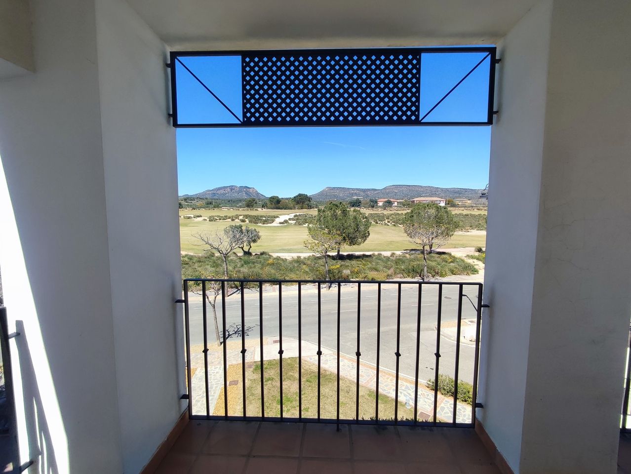 2-Bedroom Apartment in Sucina, Sucina - Image 24