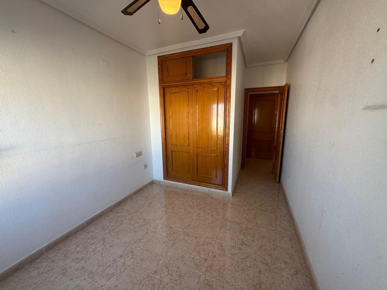 2-Bedroom Apartment in Sector 25, Torrevieja - Image 15