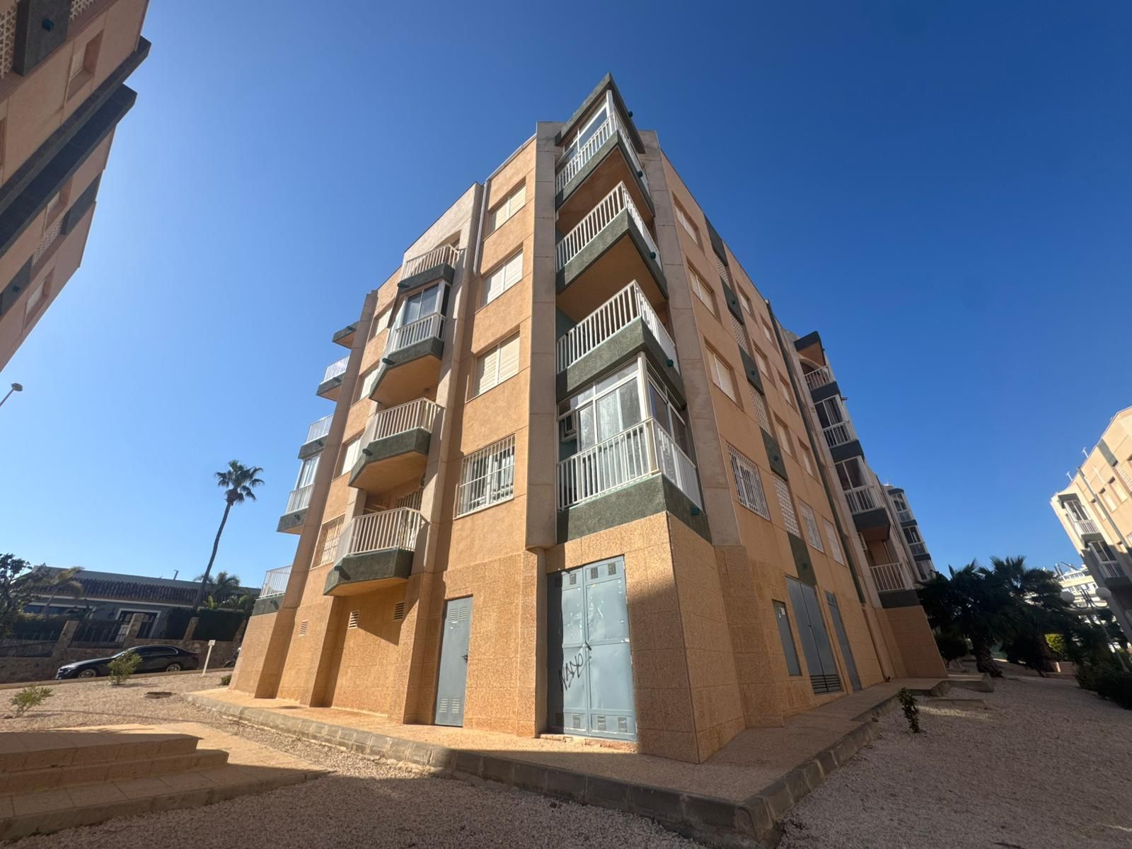 2-Bedroom Apartment in Sector 25, Torrevieja - Image 21