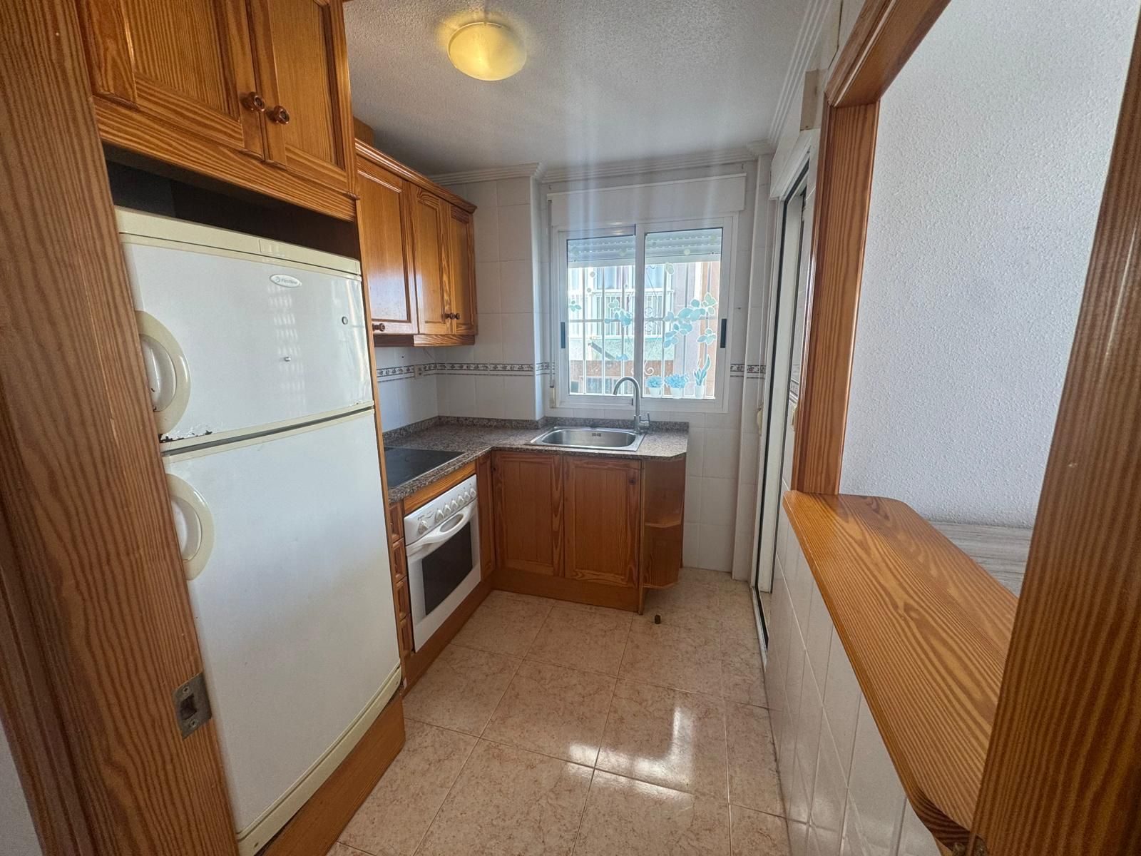 2-Bedroom Apartment in Sector 25, Torrevieja - Image 7