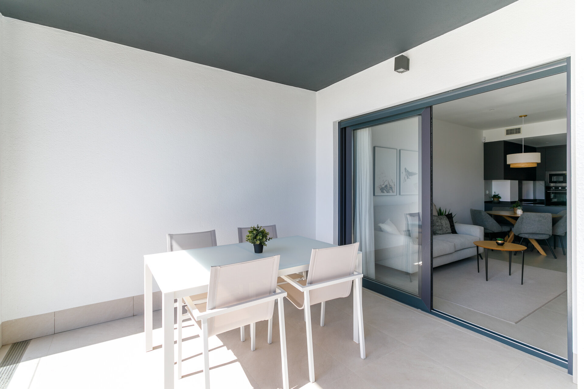 3-Bedroom Penthouse Apartment in Torrevieja - Image 18