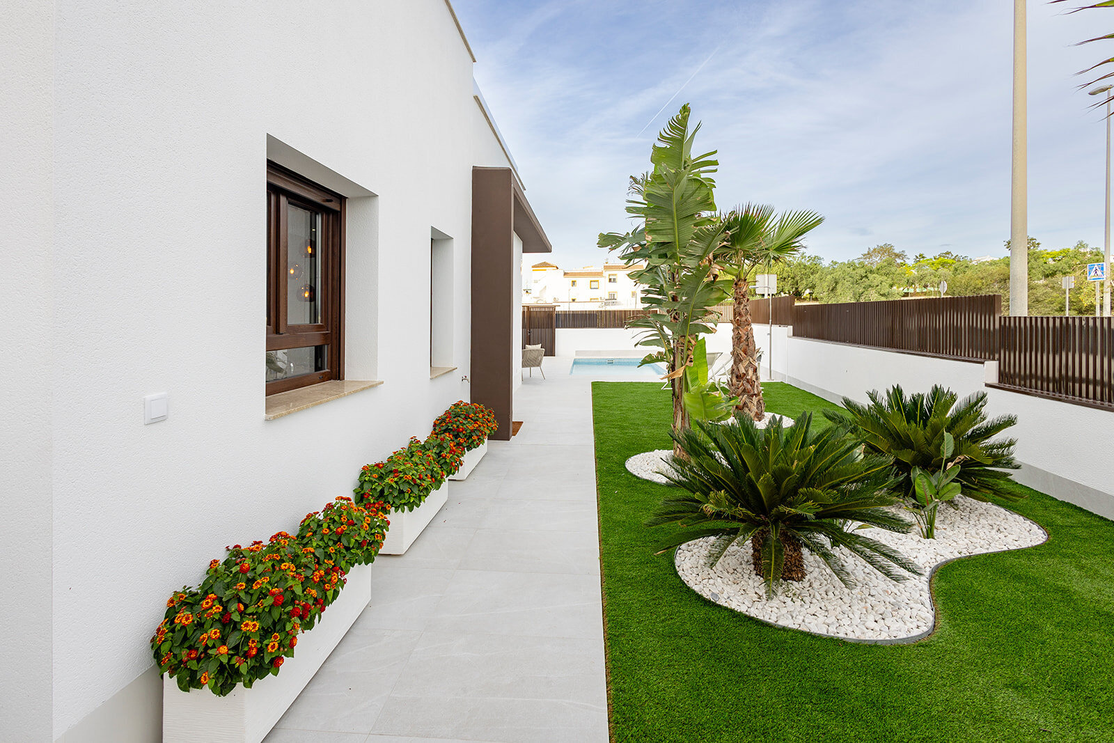 2-Bedroom Townhouse in Orihuela Costa - Image 11