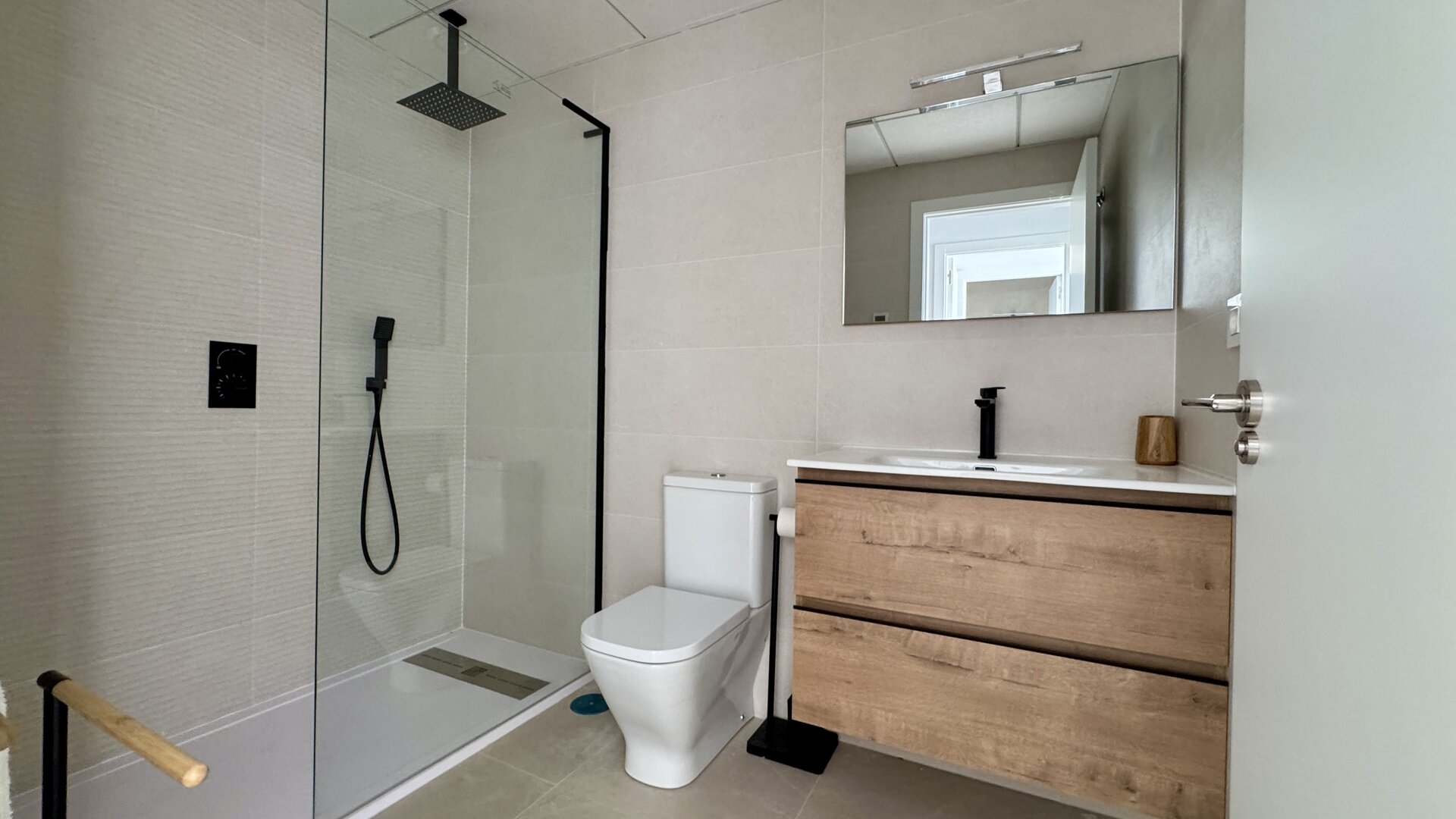 2-Bedroom Bungalow in San Pedro del Pinatar - Image 14
