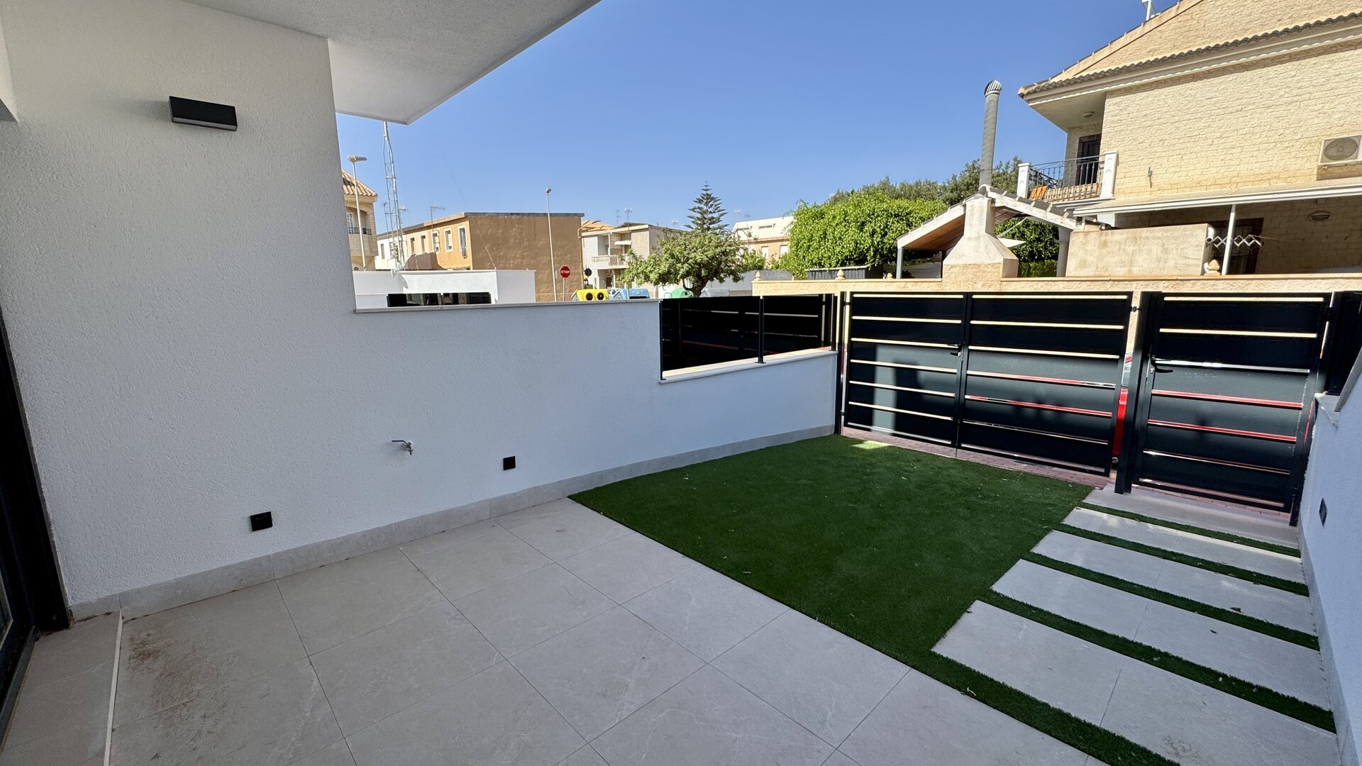 2-Bedroom Bungalow in San Pedro del Pinatar - Image 3