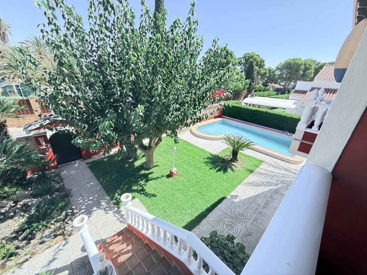 5-Bedroom Villa in Las Ramblas, Orihuela Costa - Image 38