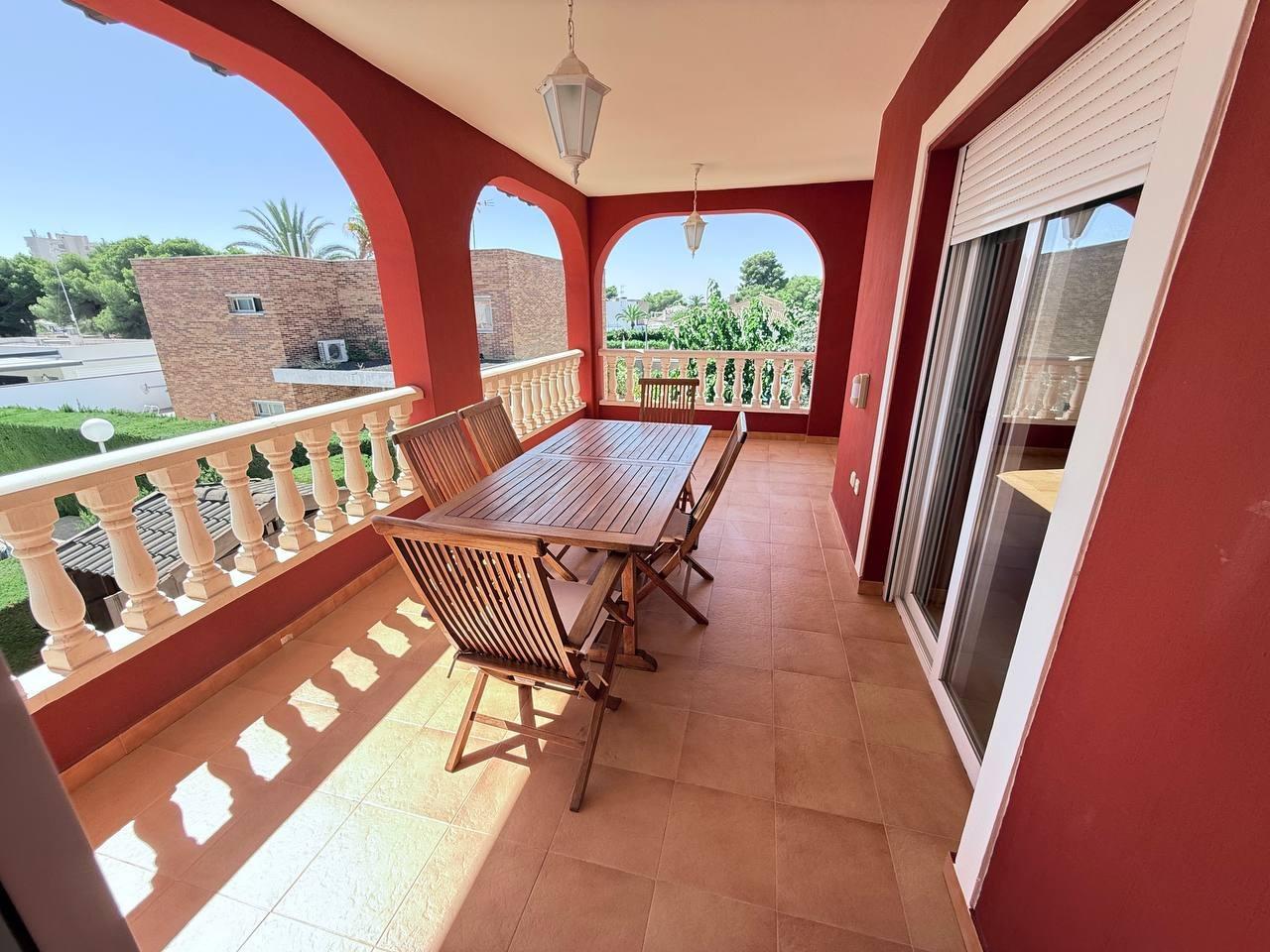5-Bedroom Villa in Las Ramblas, Orihuela Costa - Image 45