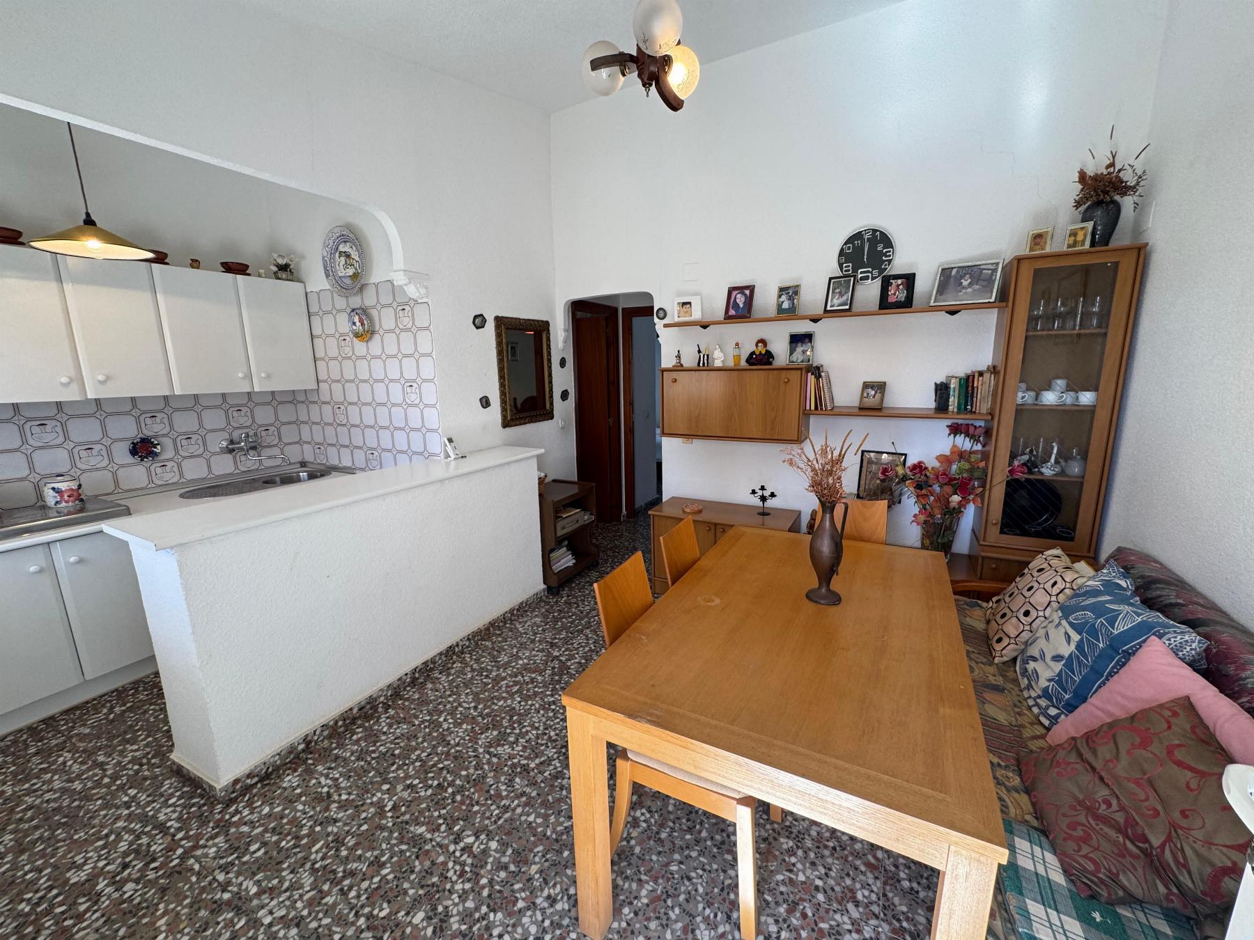 3-Bedroom House in Torrevieja - Image 10