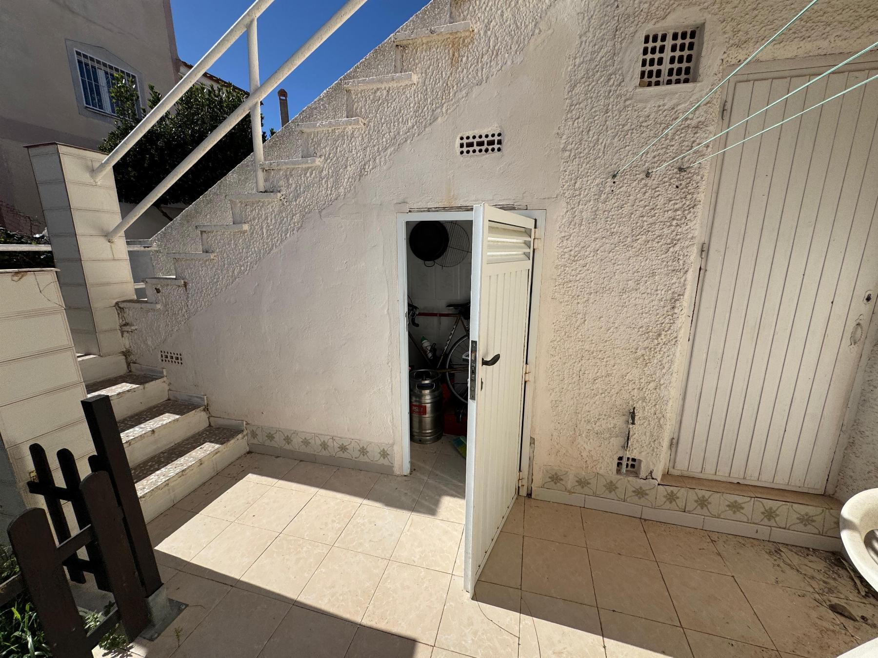 3-Bedroom House in Torrevieja - Image 28