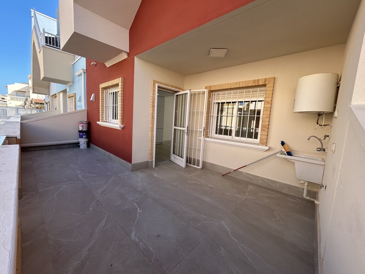 2-Bedroom Apartment in Pilar de la Horadada - Image 13