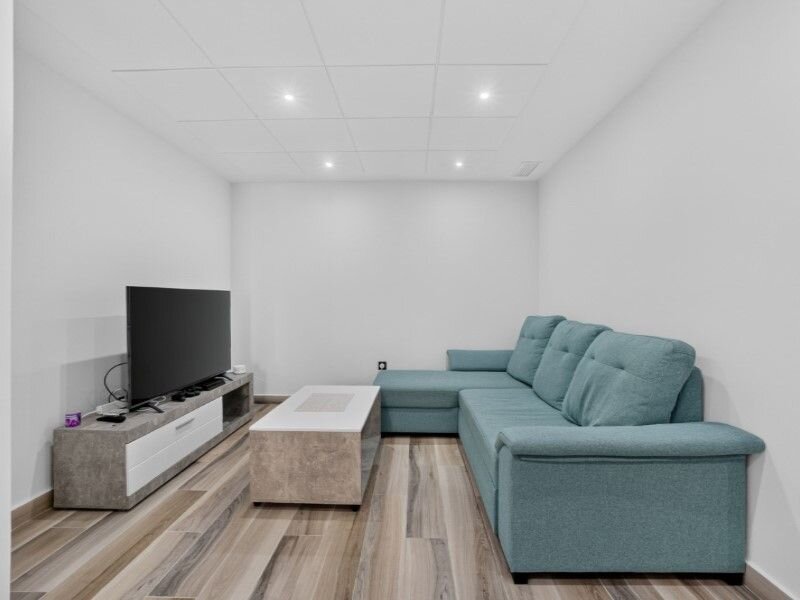 4-Bedroom Villa in Los Balcones, Torrevieja - Image 21
